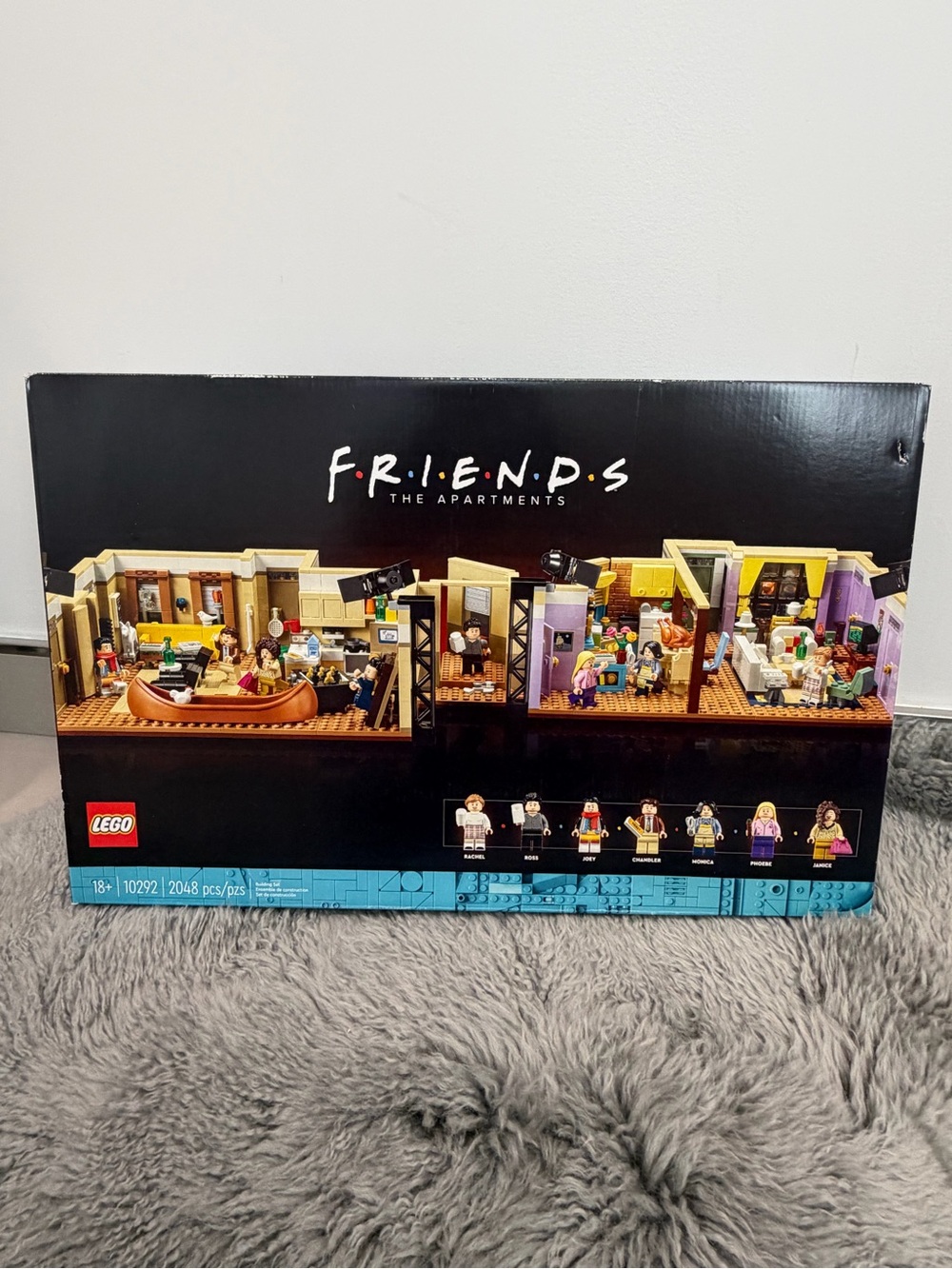 LEGO Friends The Apartments 10292 Retired 2048pc - New Factory Sealed